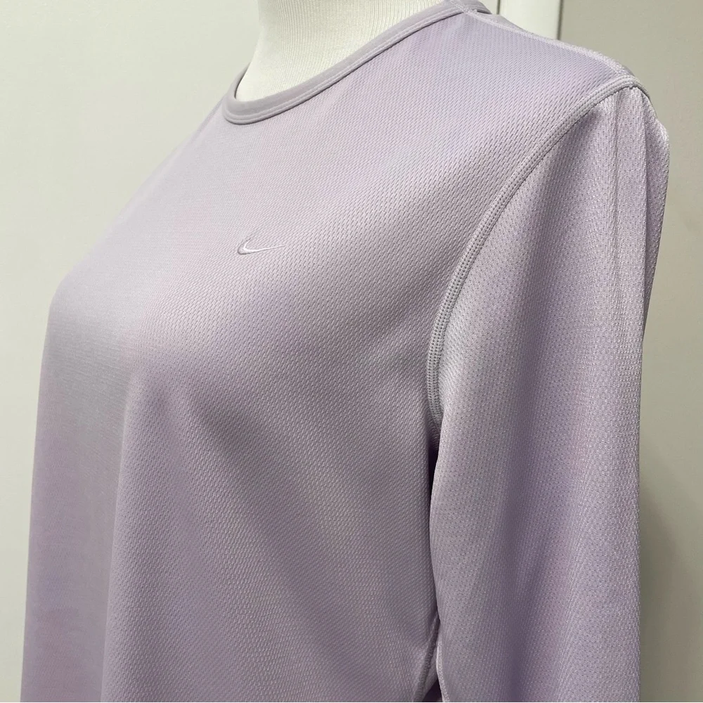 Nike Dri-Fit Lavender Long Sleeve Women's Athletic Top Size L